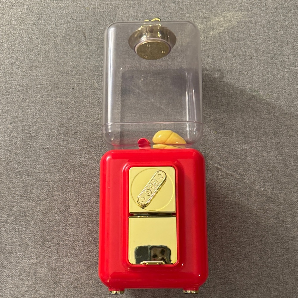 FAO Schwarz Portable Retro Capsule toy dispenser